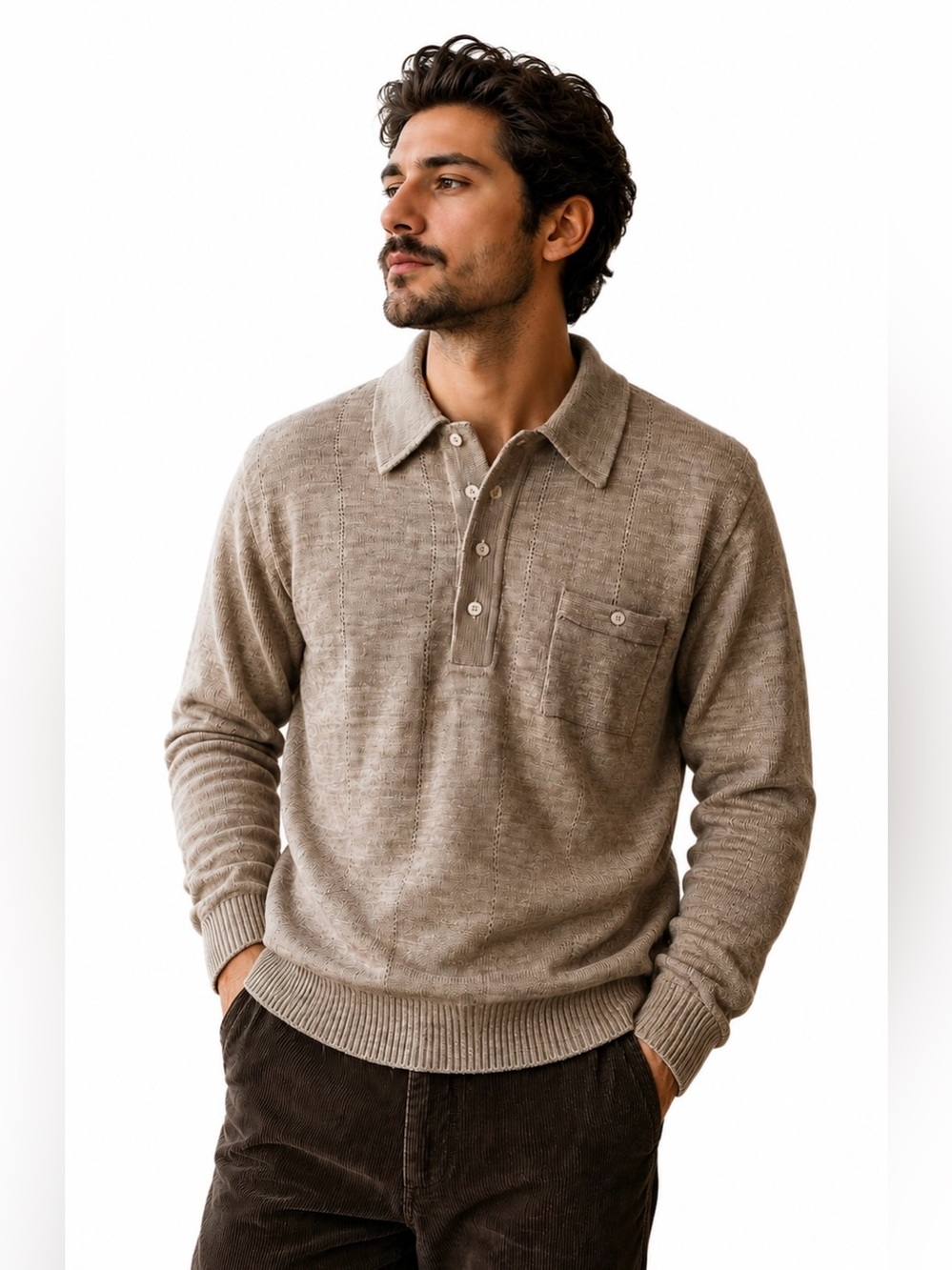 Men's‎ vintage Royal Knight  Long-Sleeve Knit Shirt in Beige. Large.